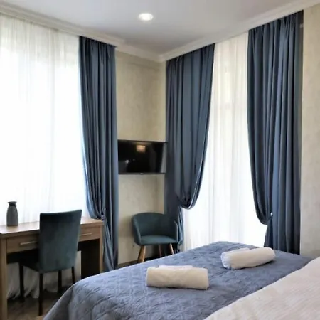 Sunset Tbilisi Luxury Aparthotel-3