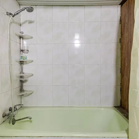 Guest House Beautiful Tbilisi - Cool & Cozy Apartments-2