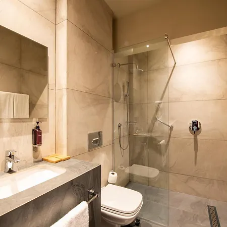 Nobo - Hotel In Old Tbilisi-3