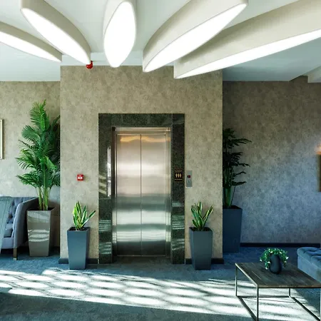 Cruise Hotel-2