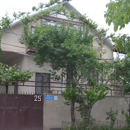 Alex'S Cosy Guesthouse-3