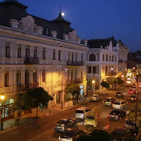 Prima Rooms-3