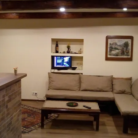 Low Budget Room With King Size Bed-3
