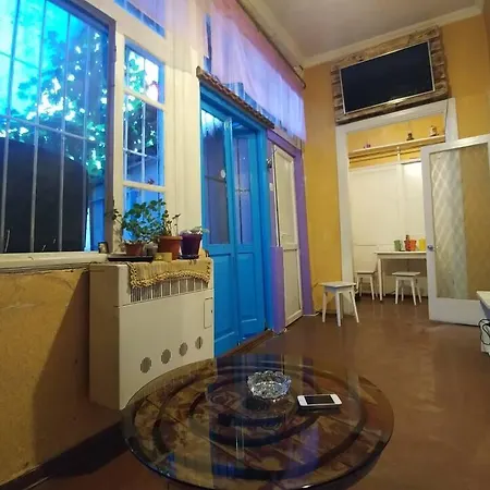 Traveler Hostel-3