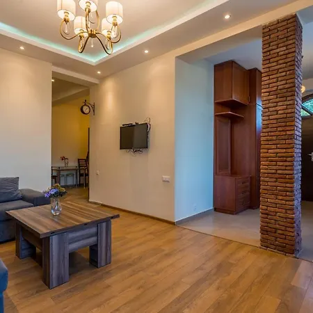 Betlemi Apartment 41-3