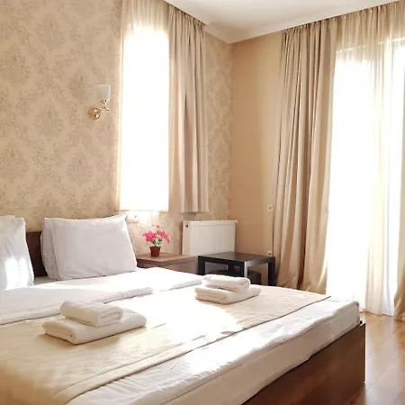 Gold Line Hotel-2