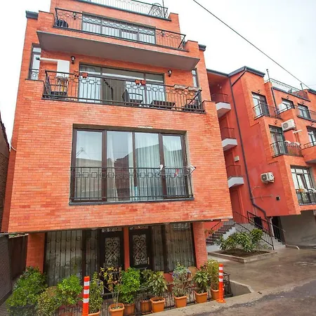 Old Alley Apartment-2