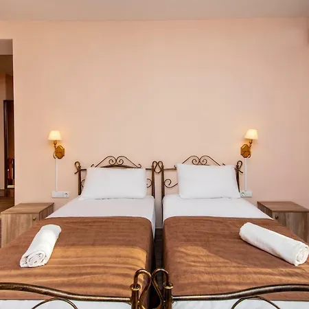 Tonusi Luxe Hotel In The Historic City Center-3