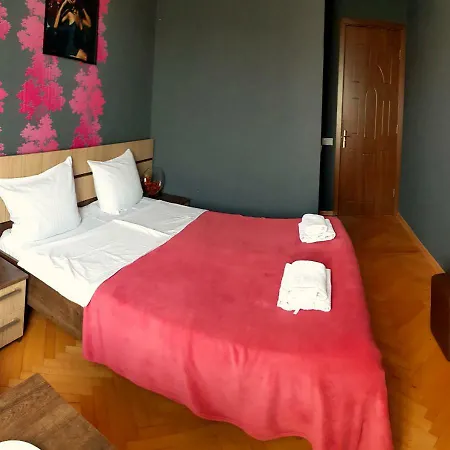 Bonus Hotel-2