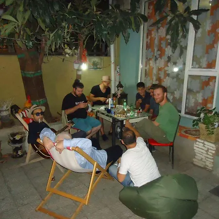 Nona'S Guest House-2